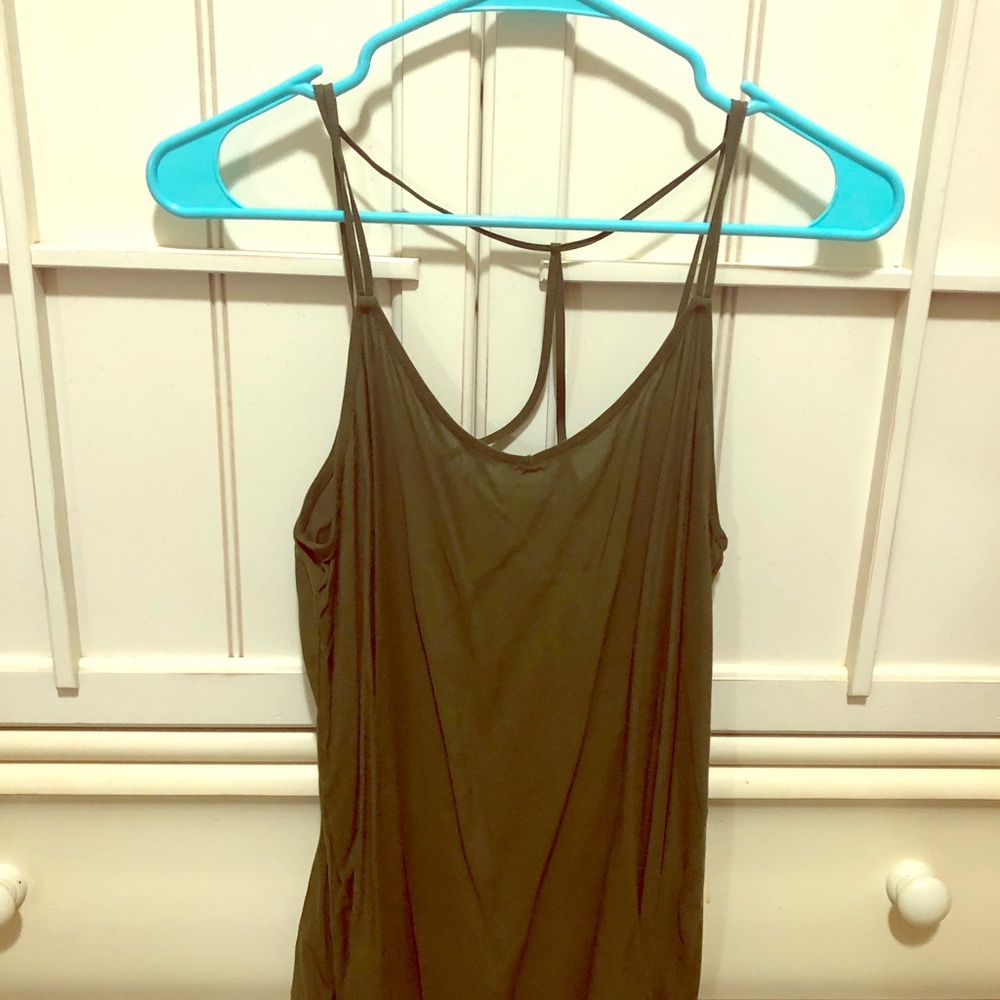 Women’s sleeveless shirt